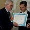 Graduado Rubens Teixeira é premiado pelo Senado Francês
