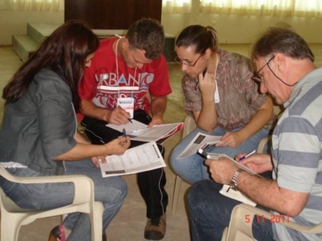 Atividade de grupo durante o seminário
