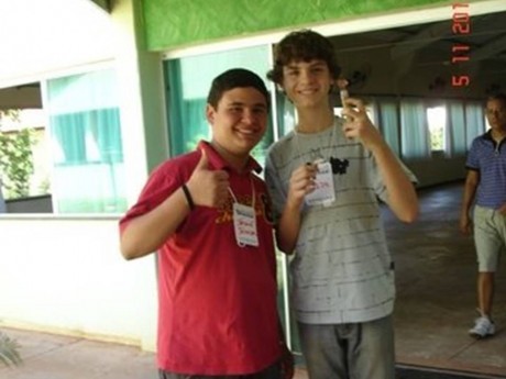 Pré-adolescentes participando do treinamento