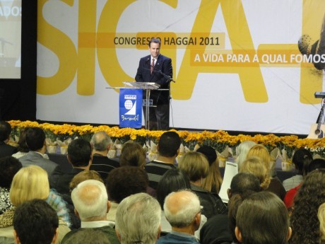 Ebenézer Bittencourt com a palavra de abertura