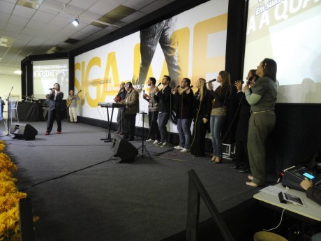 Equipe de louvor da PIB de Moça Bonita
